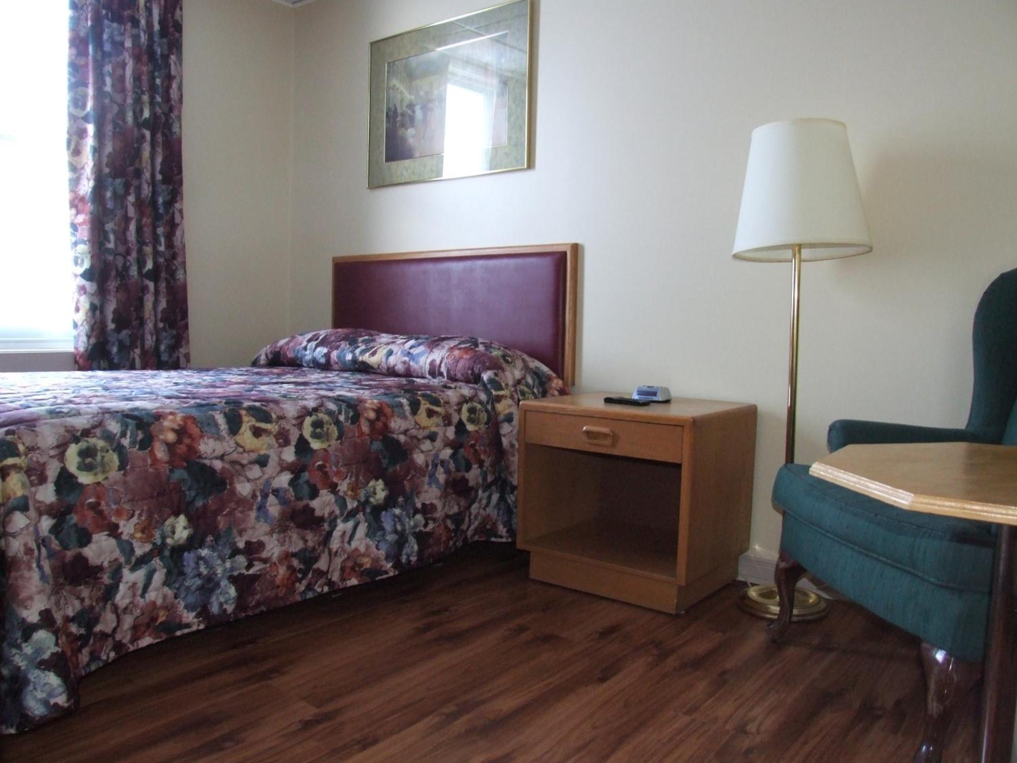 Haven Inn Saint Anthony Экстерьер фото